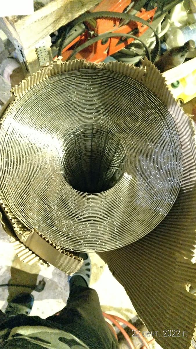 Сетка сварная, ячейка 25х25 мм (рулон 1х25 м) толщина 1мм, оцинкованная оптом и в розницу на сайте Сталь Крепеж